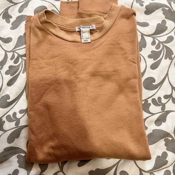 FOREVER 21 Sweater - Picture 5 of 7